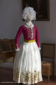 31 10 2013 - Ansouis (FRA,84) - Ansouis castle - Costumes of the exhibit Men costumes
