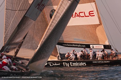 21 11 2010 - Dubai (UAE) - Dubai Louis Vuitton Trophy - Round 2 -  BMW ORACLE Racing