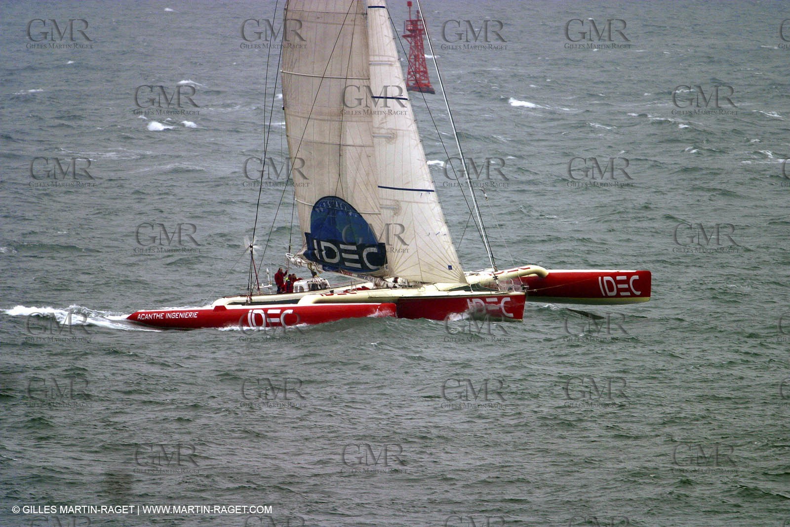 Round the world solo record - Idec - Francis Joyon - Brest finish