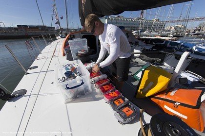 Volvo Ocean Race 2014-2015 - Team Alvimedica trainings - Boat preparation - Lisbon (POR) - 25 04 2014