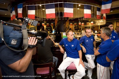 07 08 2008 - Qingdao (CHN) - Jeux Olympiques - Voile - Inauguration du club France à l'Hôte Grand Regency et conférence de presse en duplex avec le centre de presse de Pékin