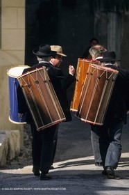 Arles (FRA,13) - Costume from Arles Fest