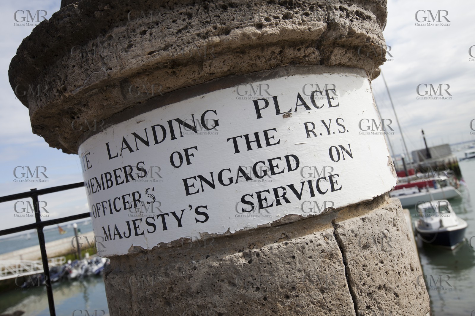 02 08 2010 - Cowes (UK, IOW) - The 1851 Cup -  BMW ORACLE Racing - Training Day.