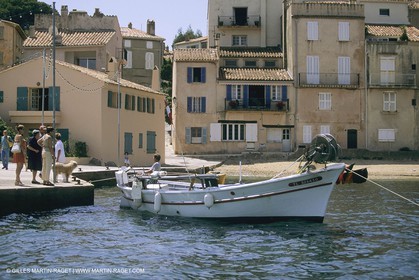 Pêche, barques, pointus, pêcheurs