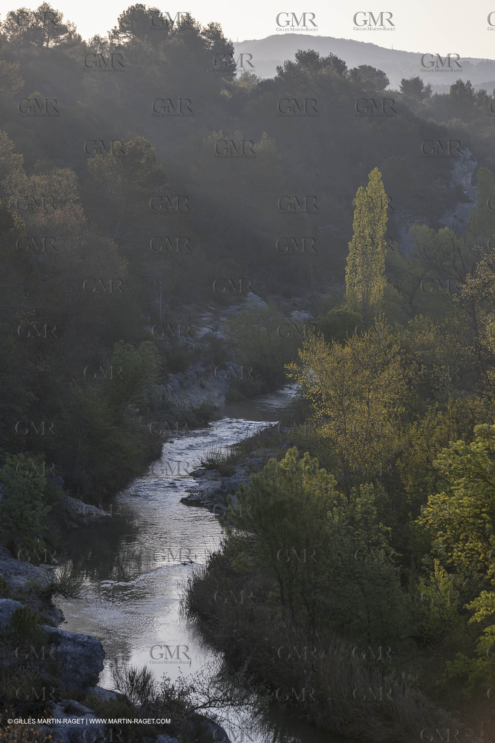 21 04 2018, Bonnieux (FRA,84), Pont Julien et environs