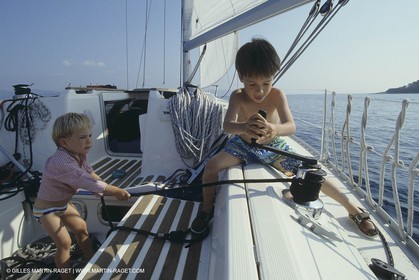 Sailing, cruising, people, Children onboard