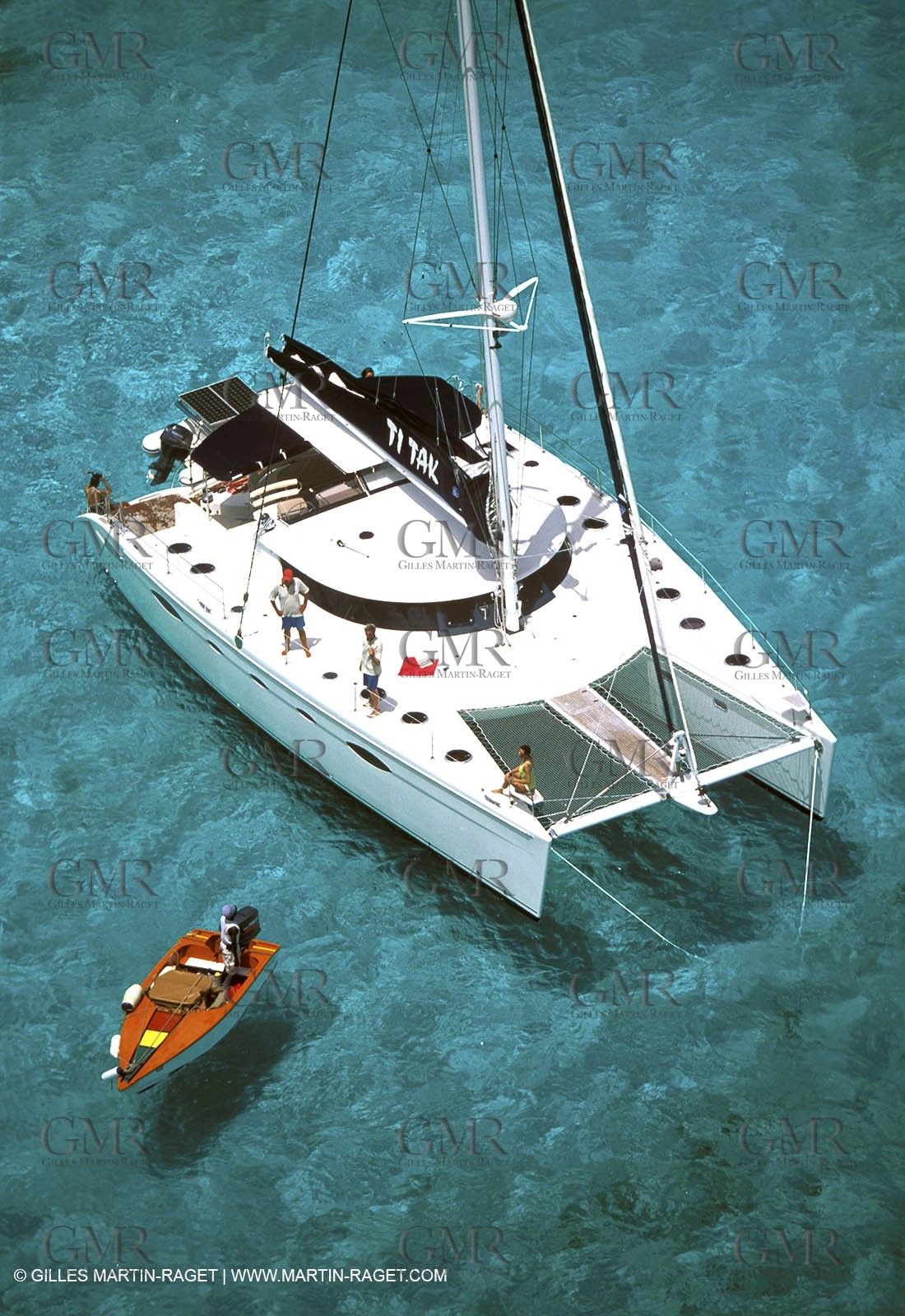 Cruising multihull mooring