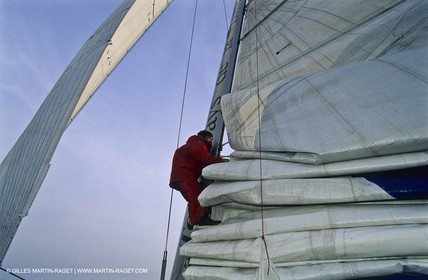 Commodore explorer - Bruno Peyron - 1993 - Record de la méditerranée