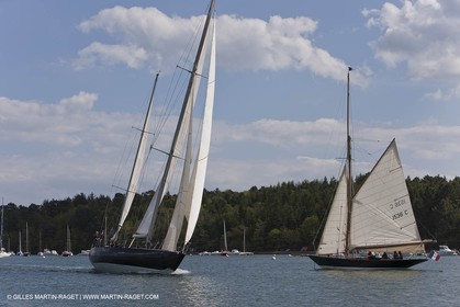 19 05 2010- Benodet - (FRA,56)  -  les Pen Duick dans l'Odet