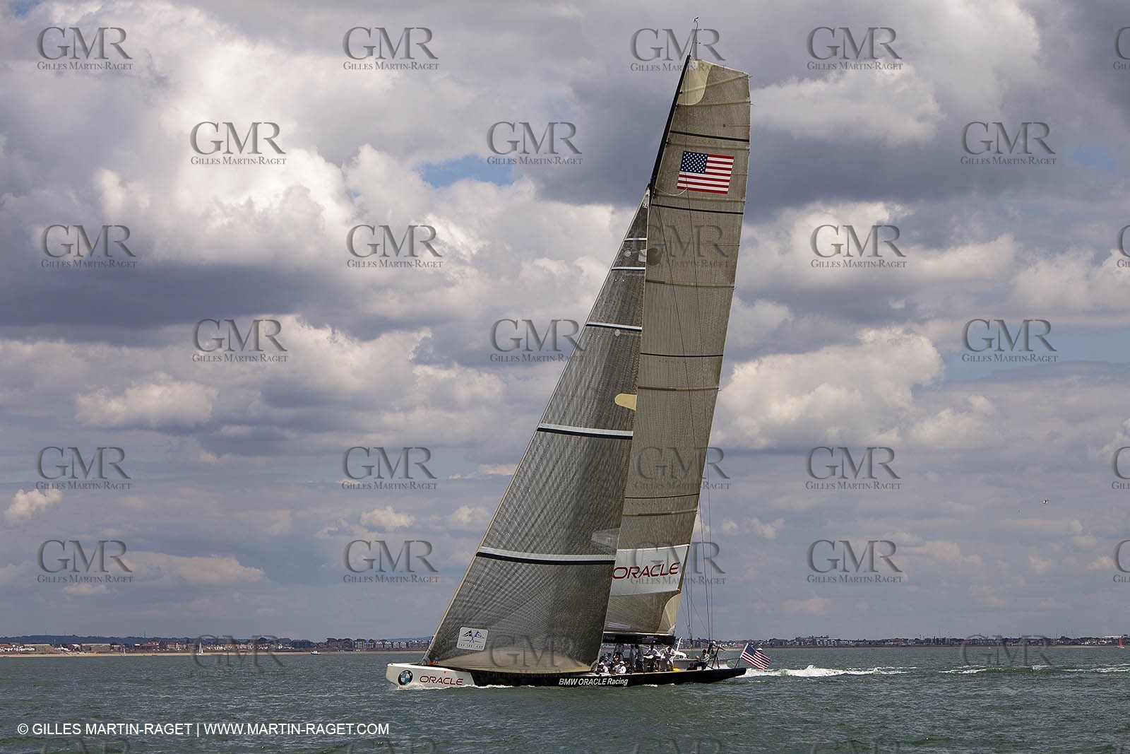 02 08 2010 - Cowes (UK, IOW) - The 1851 Cup -  BMW ORACLE Racing - Training Day.