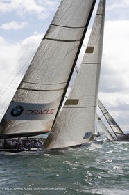 03 08 2010 - Cowes (UK, IOW) - The 1851 Cup -  BMW ORACLE Racing - Day 1.
