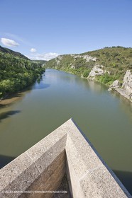 28 04 2009 - Ste Anastasie (FRA, 30) - Atlas Nîmes Métropole -  2009 campaign - Saint Nicolas bridge
