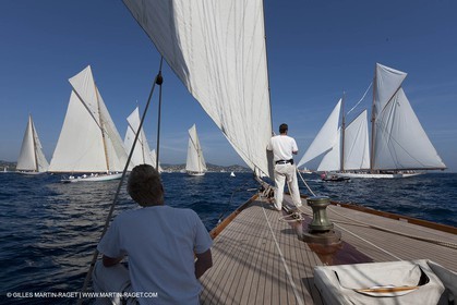 01 10 2011 - Saint Tropez (FRA,13) - Voiles de Saint Tropez 2011 - Classic Yachts Classiques - D7 - Onboard Mariquita