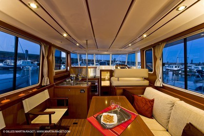 22 06 2009 - Ile d'Yeu (FRA,85) - Chantier Bénéteau - Trawler 34