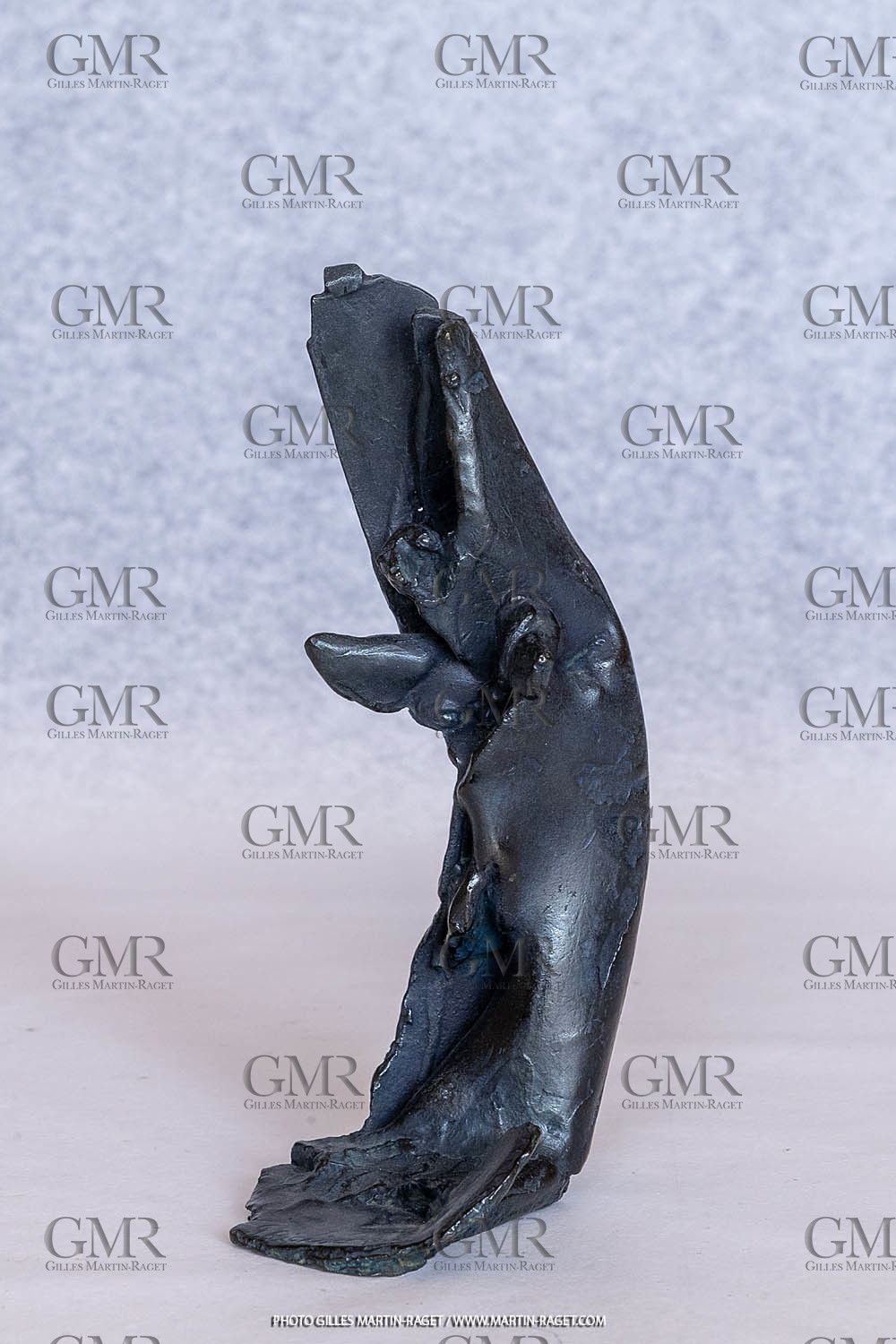 08 01 2023, Marseille (FRA,13), Oeuvre de Germaine Richier, Petit Bronze n°3 1956, Bronze patiné foncé, Epreuve d'exposition, fondeur : L. Thinot, Paris, 16,5 x 7 x 9 cm, Collection particulière