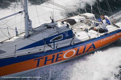 06-26-2007 - FIGARO II - THEOLIA - Skipper : Robert Nagy - Training off Marseille (south France) with strong wind conditions
