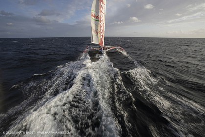 11 10 2008  -Lorient (FRA)  -  Multis Orma - Sodebo (Thomas Coville) - Route du Rhum 2006 training