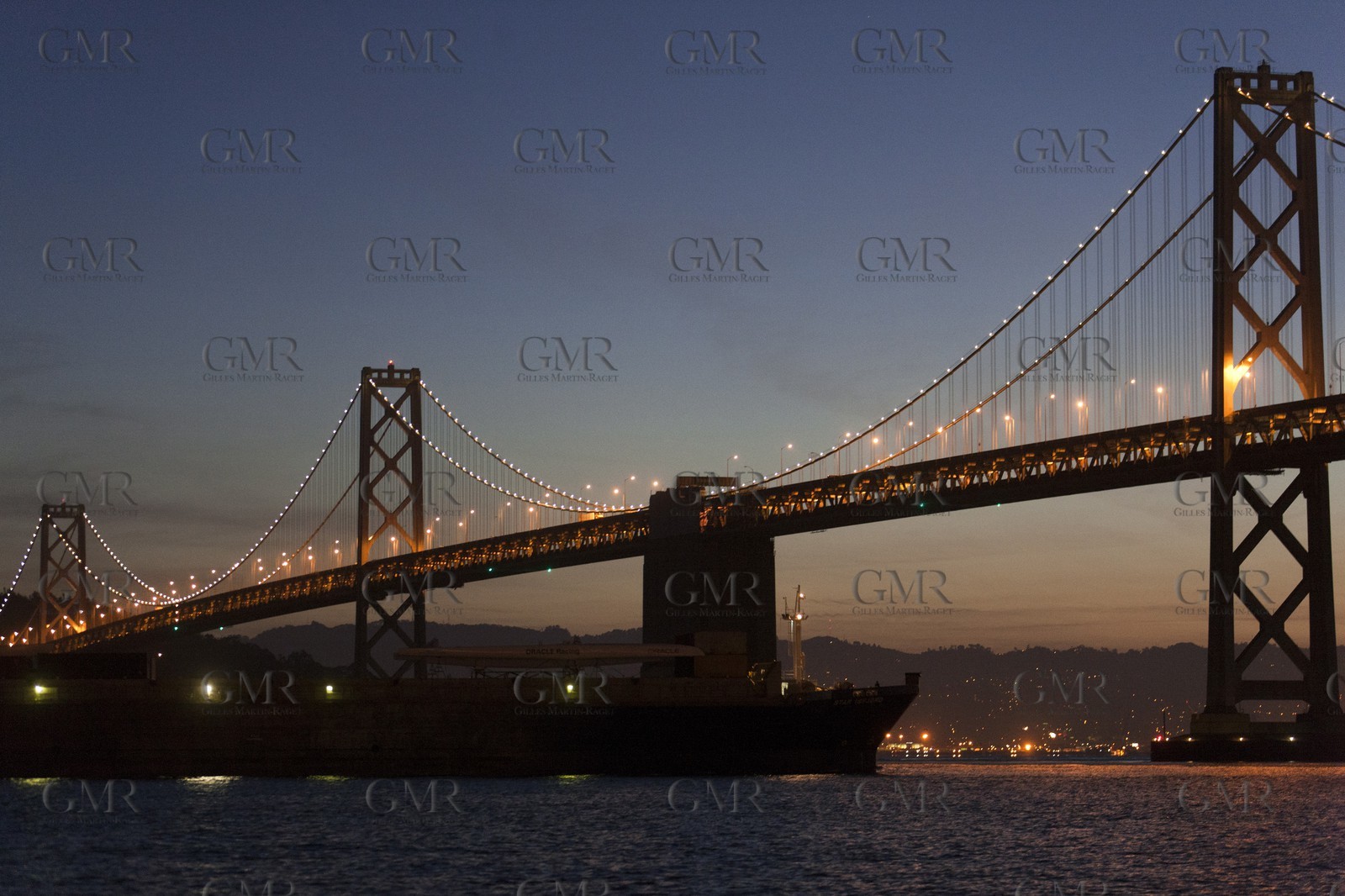 28 02 2011 - San Francisco (USA, CA) - USA 17 arrival in San Francisco