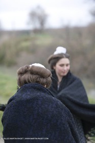 24 02 2007 - Saintes Maries of the Sea (FRA, 13) - Queen of Arles and her assistants in Camargue