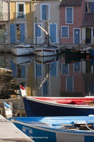 14 03 2012 - Martigues (FRA,13) - neighborhood Le Miroir (the mirror)