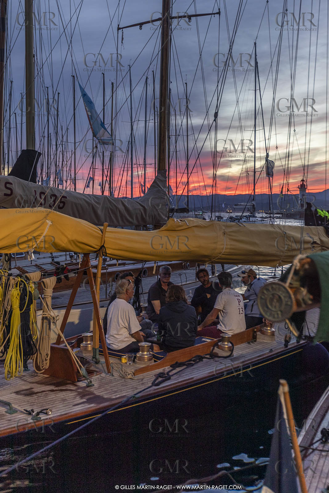 25 09 2022, Saint-Tropez (FRA,83), Voiles de Saint-Tropez 2022, ouverture du village, inscriptions et entraînements