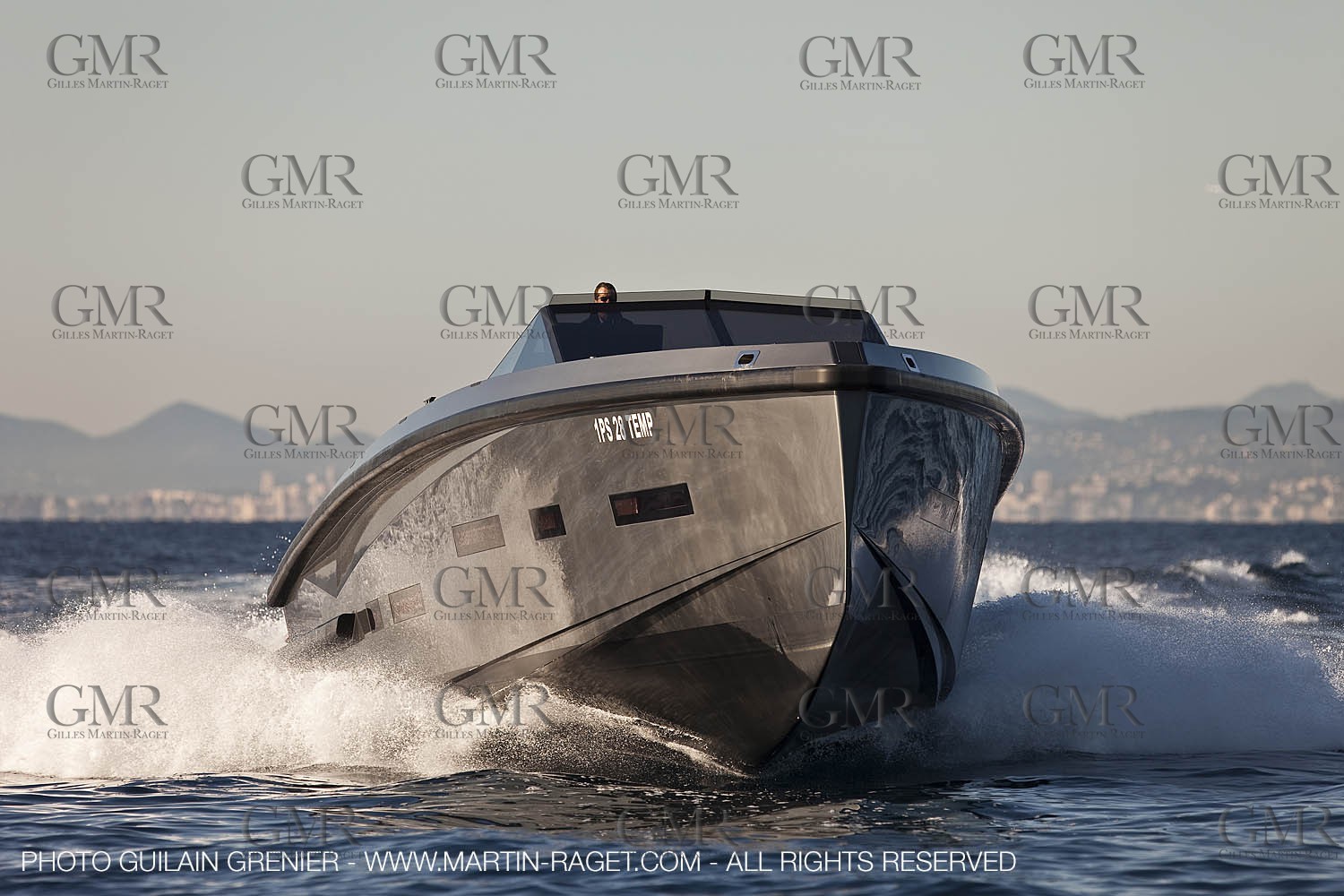 11 11 2009 - Saint Jean Cap Ferrat (FRA,06) Wally Yachts - Wallypower 55