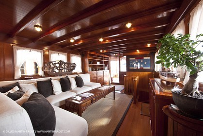 17-19 09 2009 - Monaco (MC) - Centenaire Tuiga, Over the Rainbow