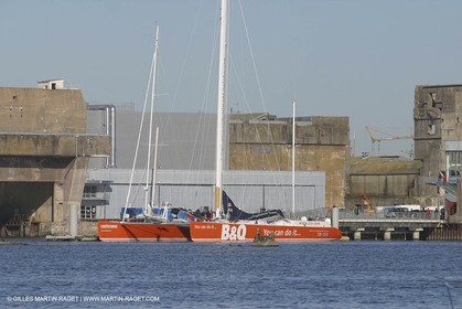 Kingfisher II - départ Trophée Jules Verne 2002 - Brest