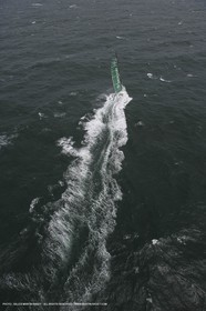 21 06 2007 - Belle Ile en mer (South Britanny, France) - Monocoques IMOCA - Delta Dore (Jeremie Beyou) à l'entraînement