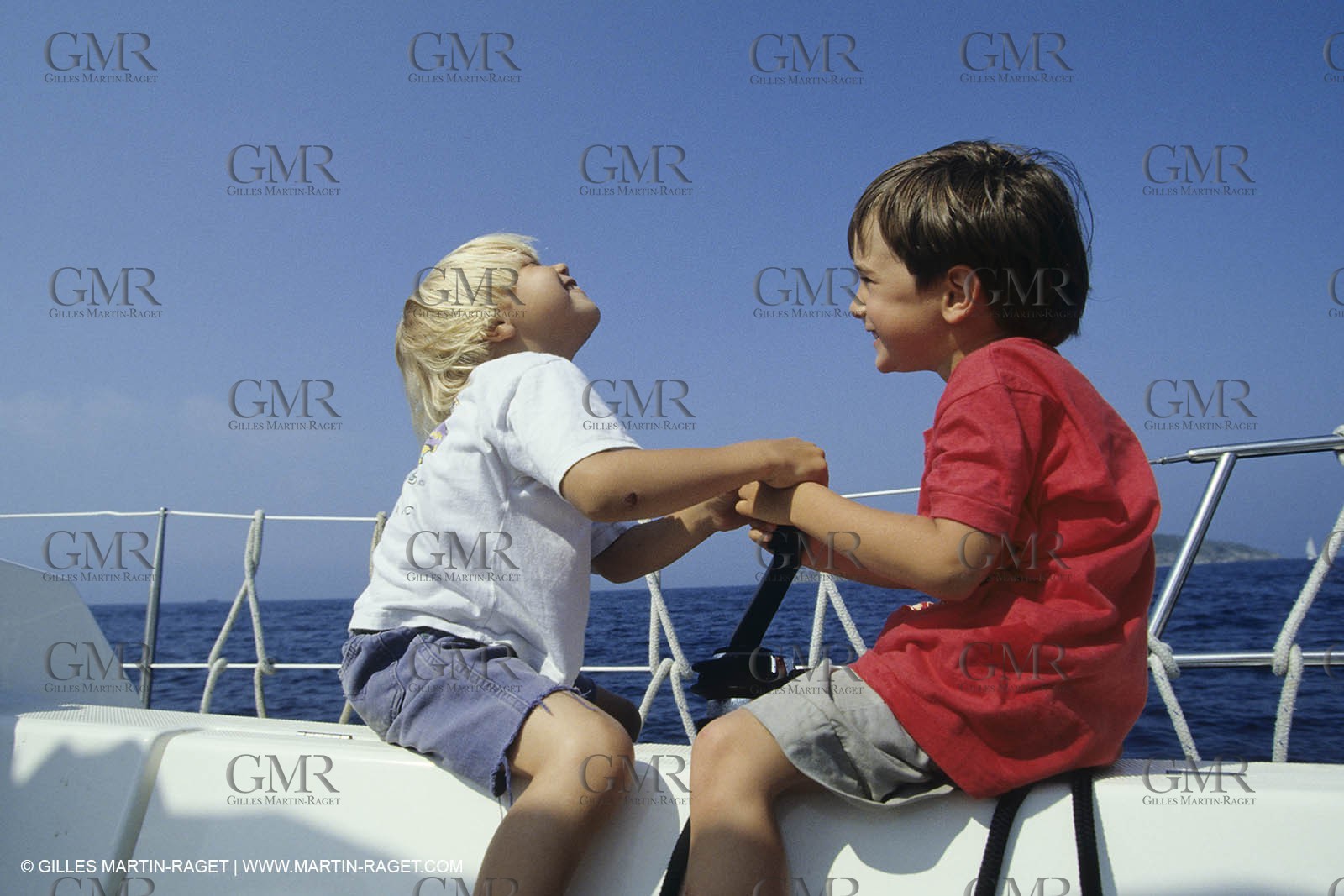 Sailing, cruising, children onboard