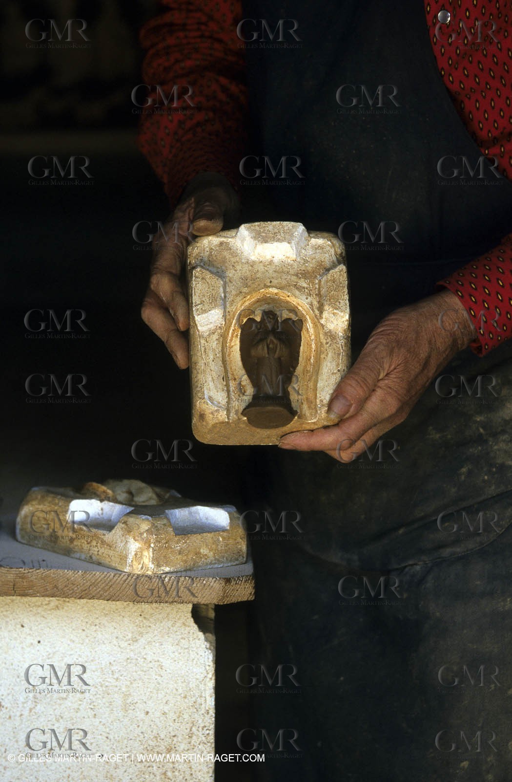 Baux de Provence, Cribs making