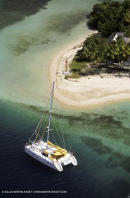 Multicoque au mouillage