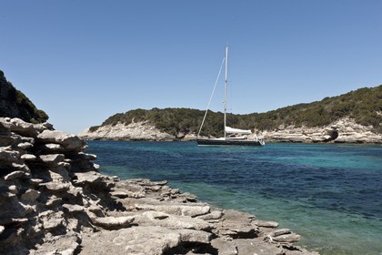 02 05 2012 - Bonifacio (FRA, Corsica) - Chantier Beneteau - Sense 55