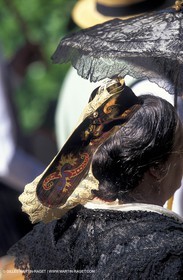 Arlésiennes en costume