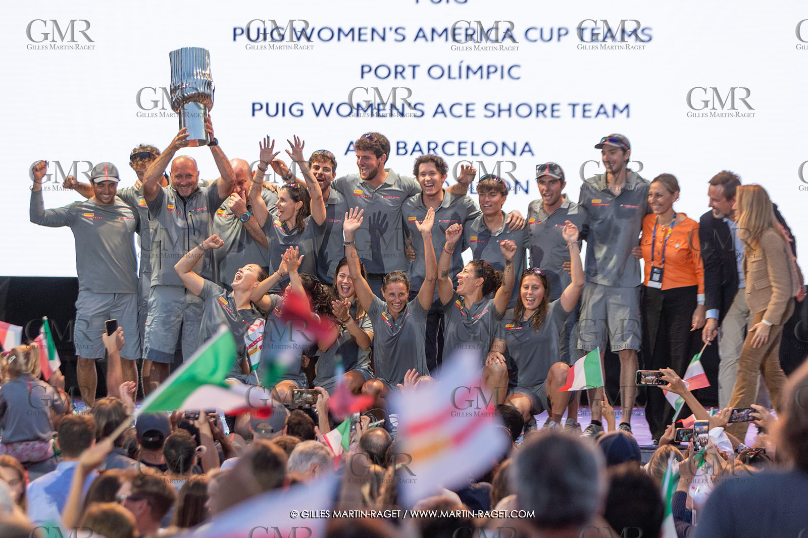 13 10 2024, Barcelona (ESP), Louis Vuitton 37th America's Cup, Final Match, Race Day 2, Puig Women America's Cup Prizegving