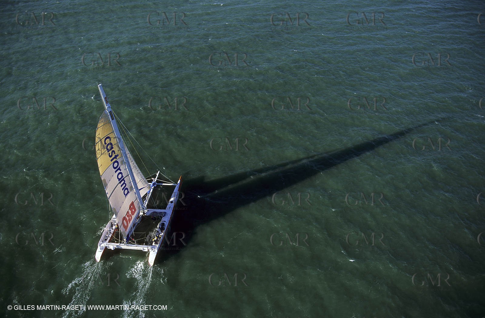 Kingfisher II - Jules Verne Trophy 2002 start - Brest