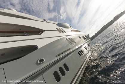 21 09 2014 - Cannes (FRA,83), Motor yacht TV