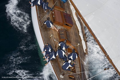 YC9H1811