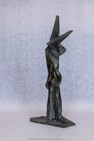 05 08 2019, Marseille (FRA), Oeuvre de Germaine Richier, Guerrier n° 2 1953, Bronze patiné foncé, Fondeur : L.Thinot, Paris, 39 x 9 x 20 cm, Collection particulière