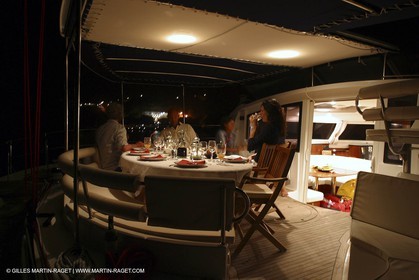 Eleuthera 60 by Fountaine-Pajot - Grenadines  Voile - Croisière - Repas