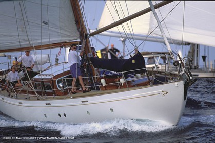 Monocoque de croisiere sous voile