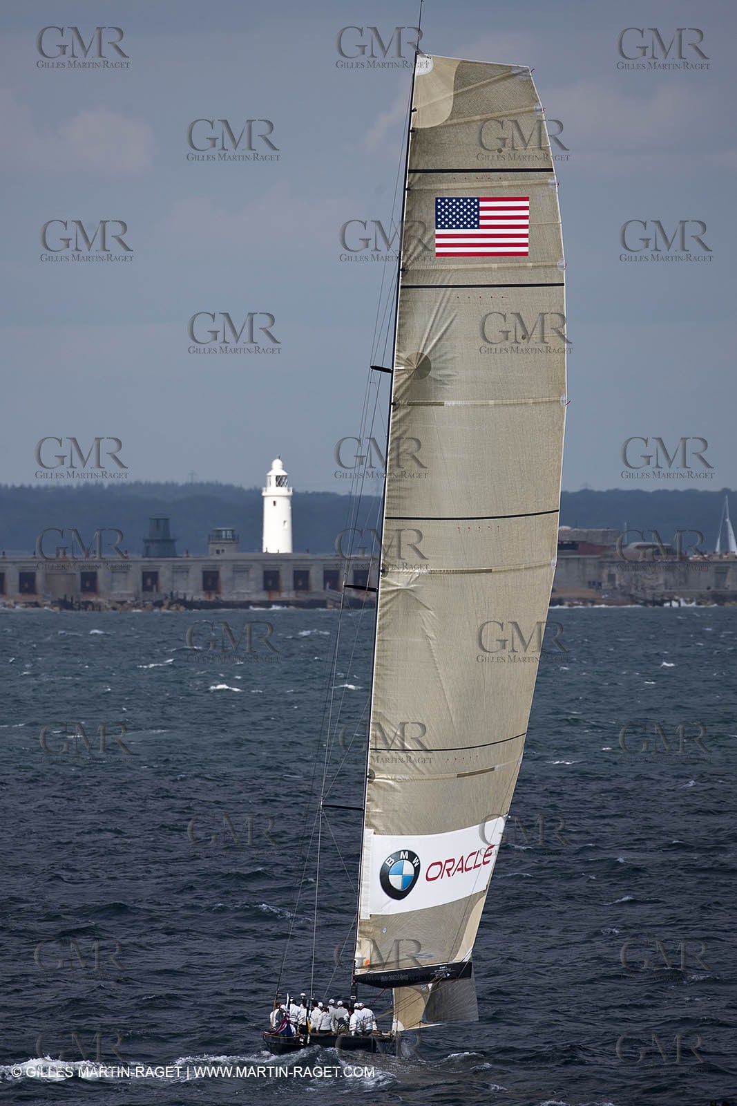 05 08 2010 - Cowes (UK, IOW) - The 1851 Cup -  BMW ORACLE Racing -  - Round The Island Race - Back in the Solent.