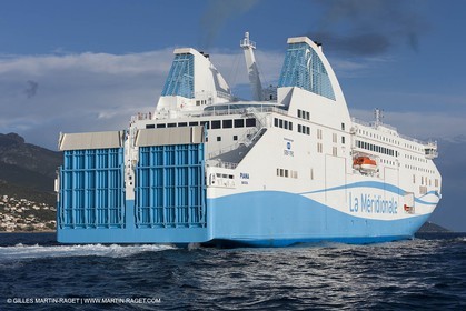 18 12 2011 - Bastia (FRA, Corsica) - Ship Company La Meridionale - The Piana