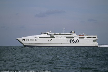 France, Provence, Marseille, Port de commerce, opérations portuaires, métiers de la mer