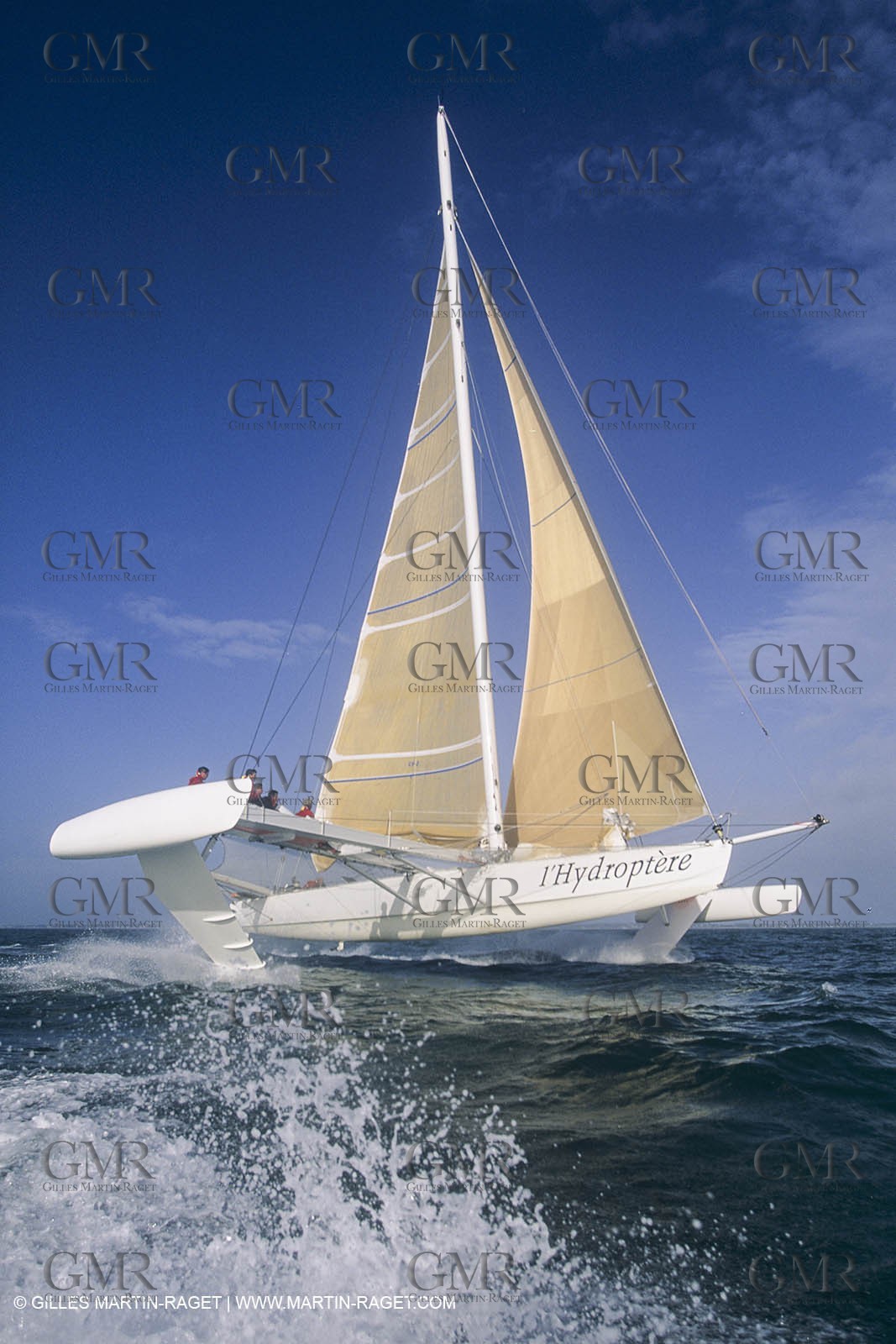 Sailing, Overall speed record attempt, L'Hydroptère