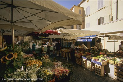 France, Provence, Marchés en plein air   Flee markets