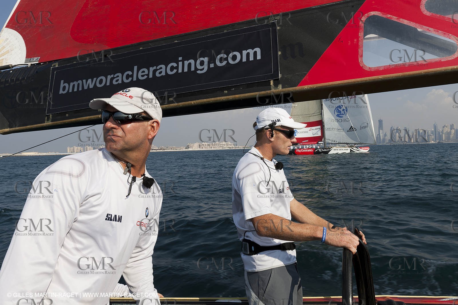 14 11 2010 - Dubai (UAE) - Dubai Louis Vuitton Trophy -  BMW ORACLE Racing - Training - Onboard Vs All 4 one