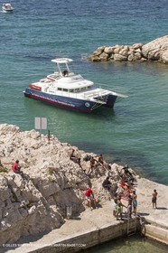 16 07 2012 - Marseille (FRA,13) - Pêcheur d'Images, le bateau de Philip Plisson, en rade de Marseille