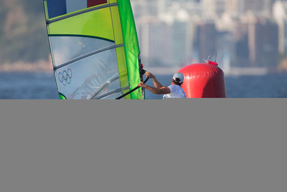 14 08 2016, Rio de Janeiro (BRA), 2016 Olympic Games, Sailing, RSX Women medal race, Charline Picon (FRA), gold medalist