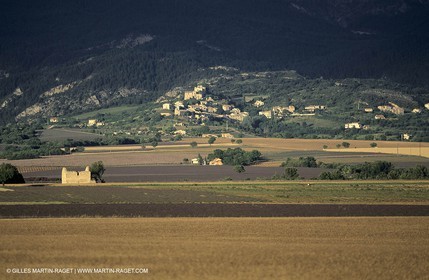 St Jurs - Village de Haute Provence - Plateau de Valensole
